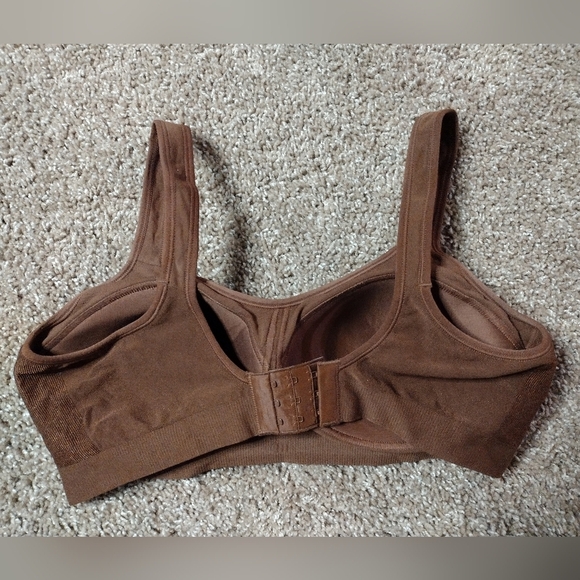 TrueKind Shaping Seamless Brown Bra NWOT - Picture 7 of 12